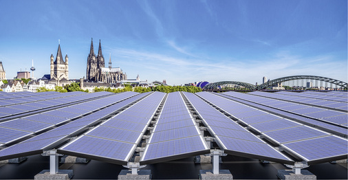 <p>
</p>

<p>
Köln ist nur ein Beispiel für die Rolle der Photovoltaik in Nordrhein-Westfalen. 220.000 Anlagen mit einer Leistung von 4,1 Millionen Kilowatt sind in dem Bundesland installiert. 
</p> - © Foto: Renusol

