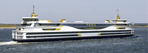 <p>
</p>

<p>
Die neue Hybridfähre „Texelstroom“ ist 135 Meter lang. Sie kann 1.740 Menschen und 350 Autos aufnehmen.
</p> - © Foto: Teso

