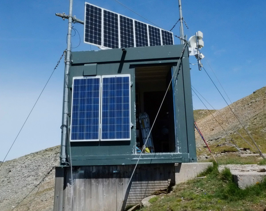 Autonom versorgte Funkstation in Tirol.