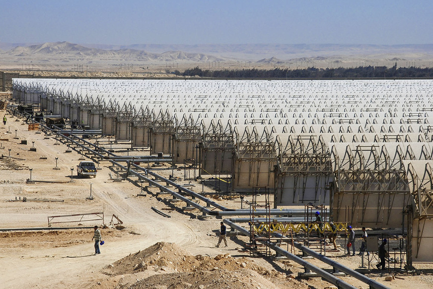 Das CSP-Parabolrinnen-Kraftwerk von Kureimat in Ägypten.