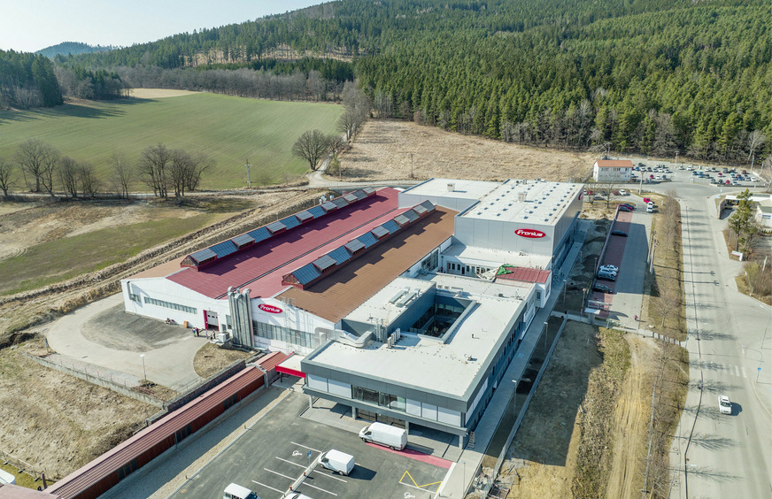 Kaum ist der neue Anbau fertig, plant Fronius in Český Krumlov schon die nächste Erweiterung, um die steigende Nachfrage decken zu können.