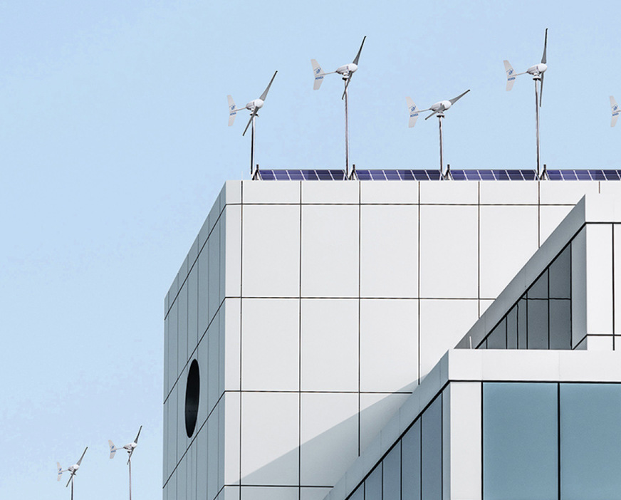Die Mikroturbinen können auch in bestehende Solarsysteme auf Gebäudedächern integriert werden.