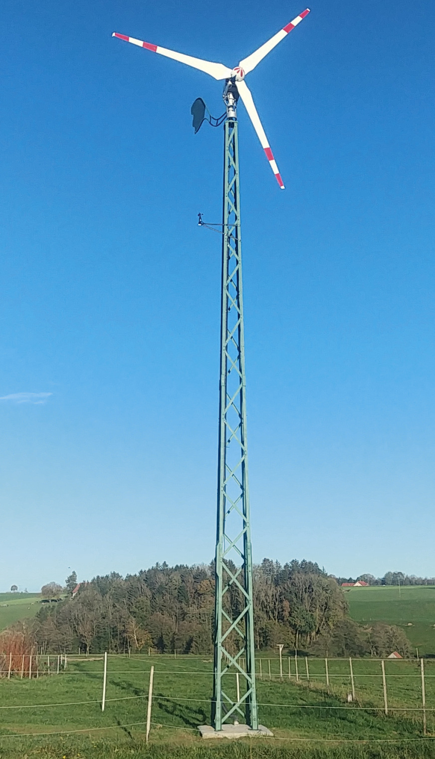 Das Bundesland Niedersachsen erlaubt Anlagen bis 15 Meter Höhe ohne Genehmigungsverfahren.