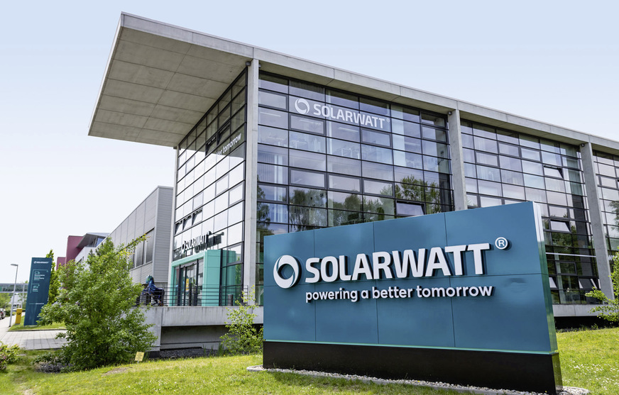 Heute ist Solarwatt ein schnell expandieres Solarunternehmen mit hohem Qualitätsanspruch.