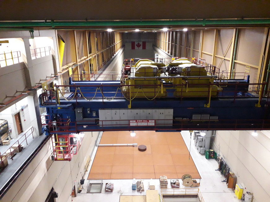 Blick in die Maschinenhalle: Die Turbinen befinden sich unterm Boden, der bei Bedarf geöffnet werden kann.