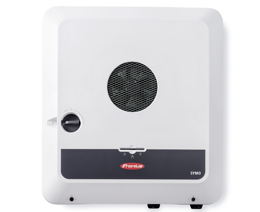 Der Symo Gen 24 von Fronius ist ein dreiphasiger Hybridwechselrichter.