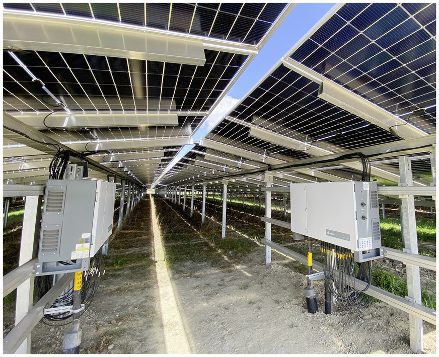 Für den Solarpark wurden standardisierte Komponenten verwendet, um die Vielfalt der Teile und Systeme zu reduzieren.