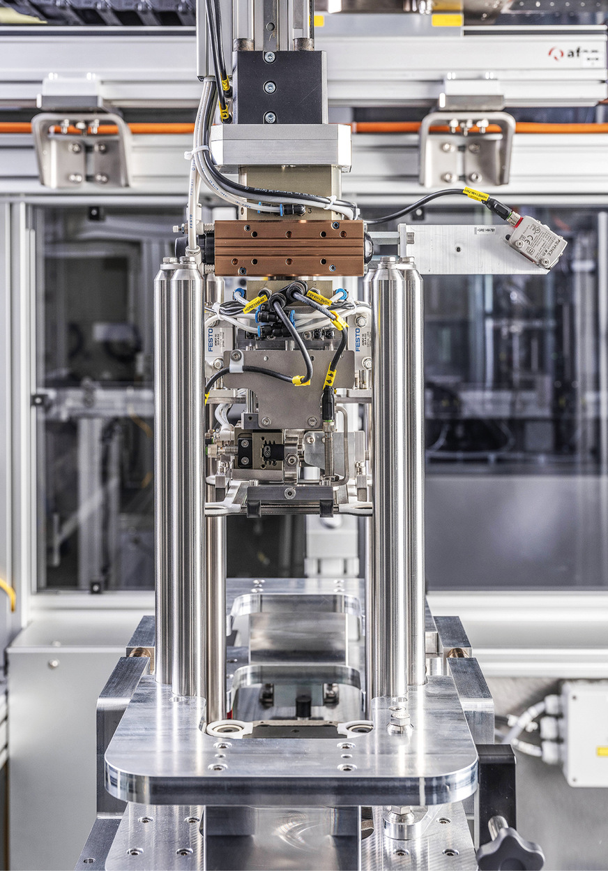 Die Fertigung der Brennstoffzellen ist weitgehend automatisiert.