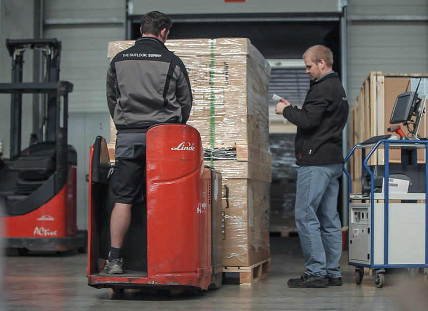 Das Handelsgeschäft von IBC Solar wächst stetig. Rund 1.000 Fachpartner weltweit werden beliefert.