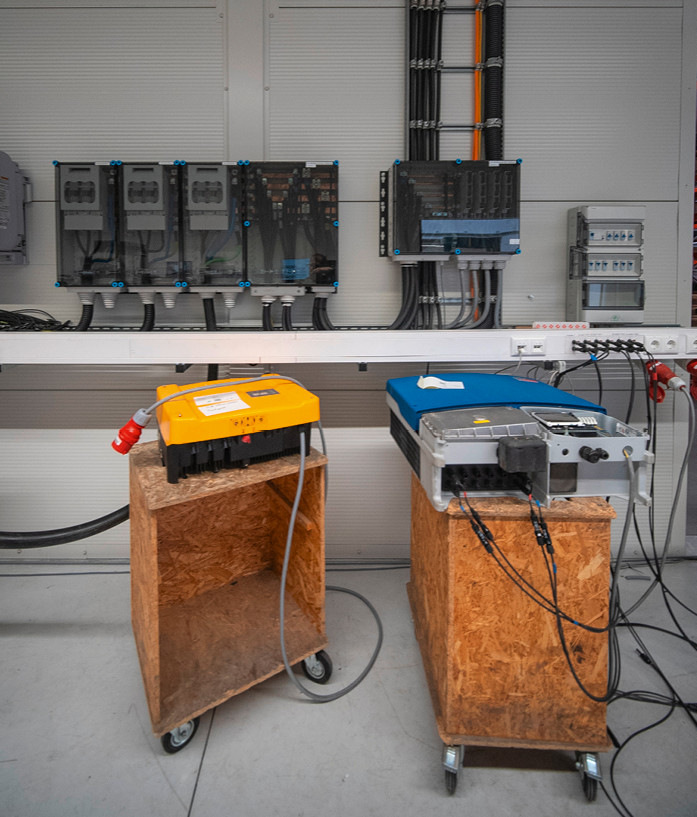 Lüfter, Relais und Elektrolytkondensatoren haben viel Verschleiß.