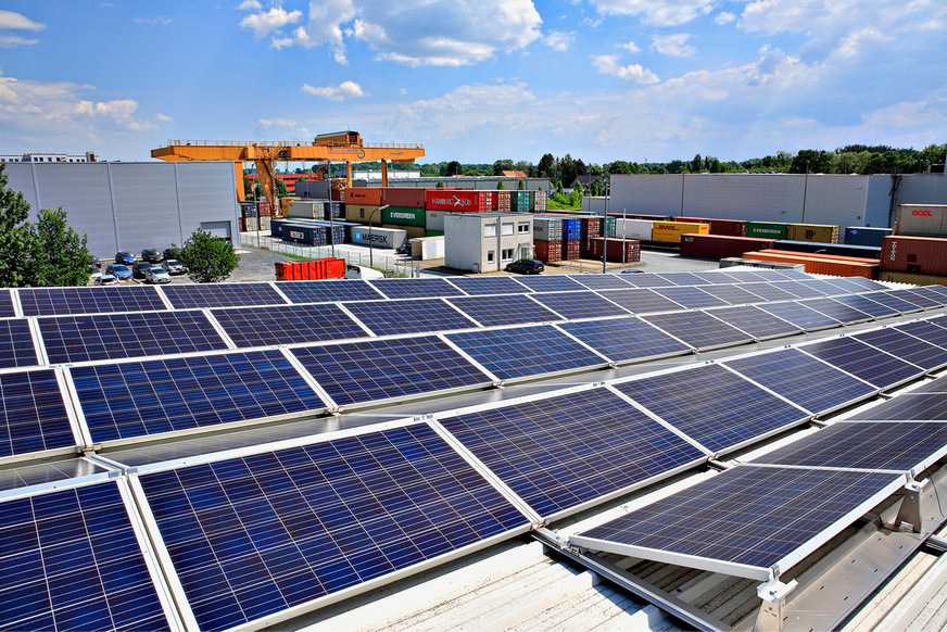 Spedition Lutter ist ein Referenzkunde von Tesvolt.