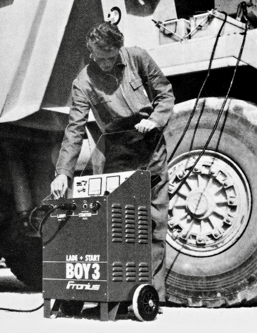 Der Ladeboy 3 w﻿ar dreiphasig und arbeitete mit 400 Volt.