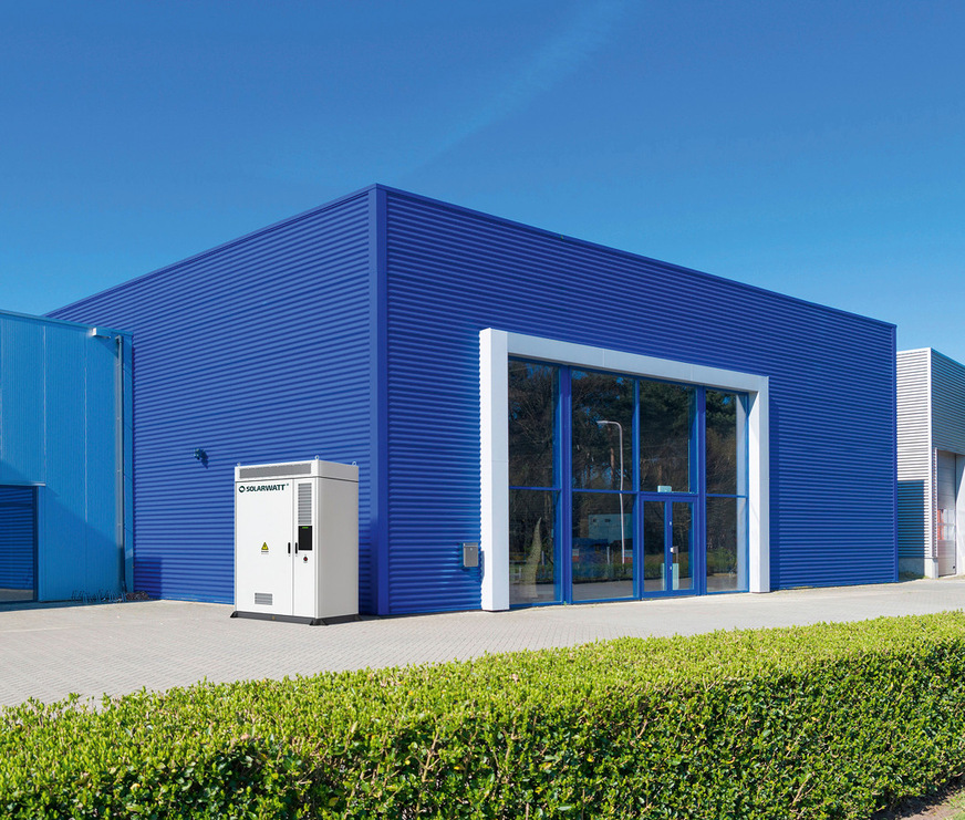 Solarwatt setzt nun auch auf Gewerbespeicher.