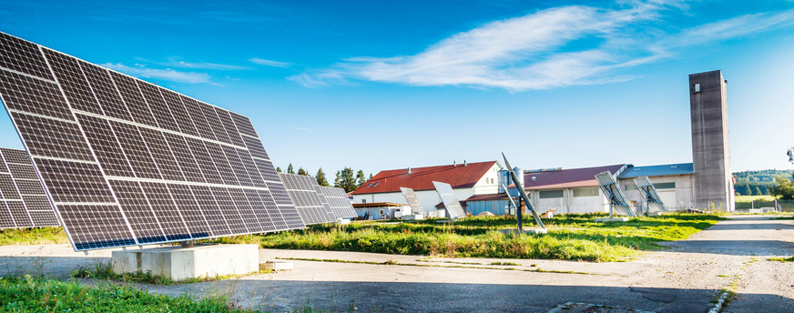 Der Deger-Tracker 7000 NT ist ein zweiachsig nachgeführtes System.