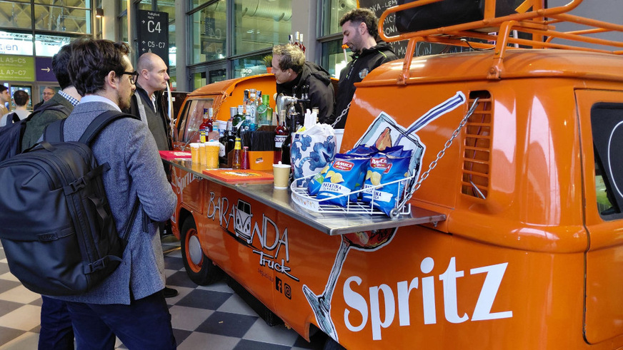 Auch beliebt auf der KEY: spritzige Getränke und peppiges Design.