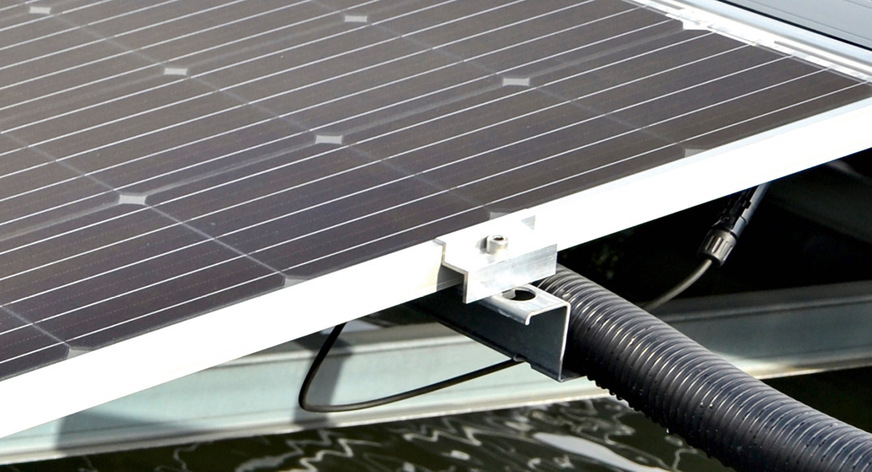 Am dickeren Rahmen wurden ältere Module stabiler geklemmt.