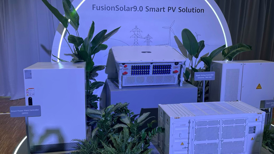 Als Modell in der Halle ausgestellt: Die neuen Lösungen von Huawei Fusionsolar 9.0.