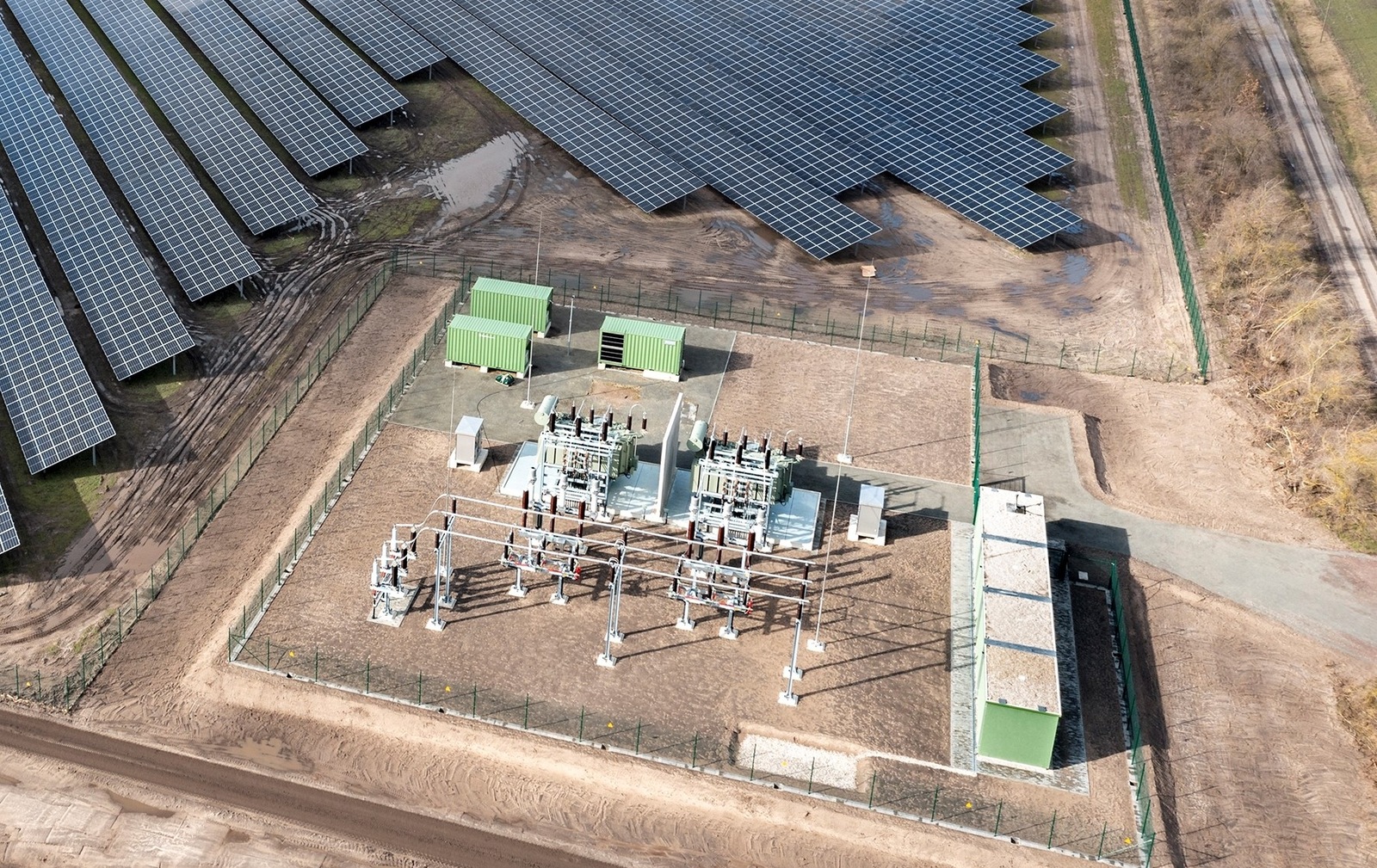 EnBW startet die nächsten zwei Megasolarparks