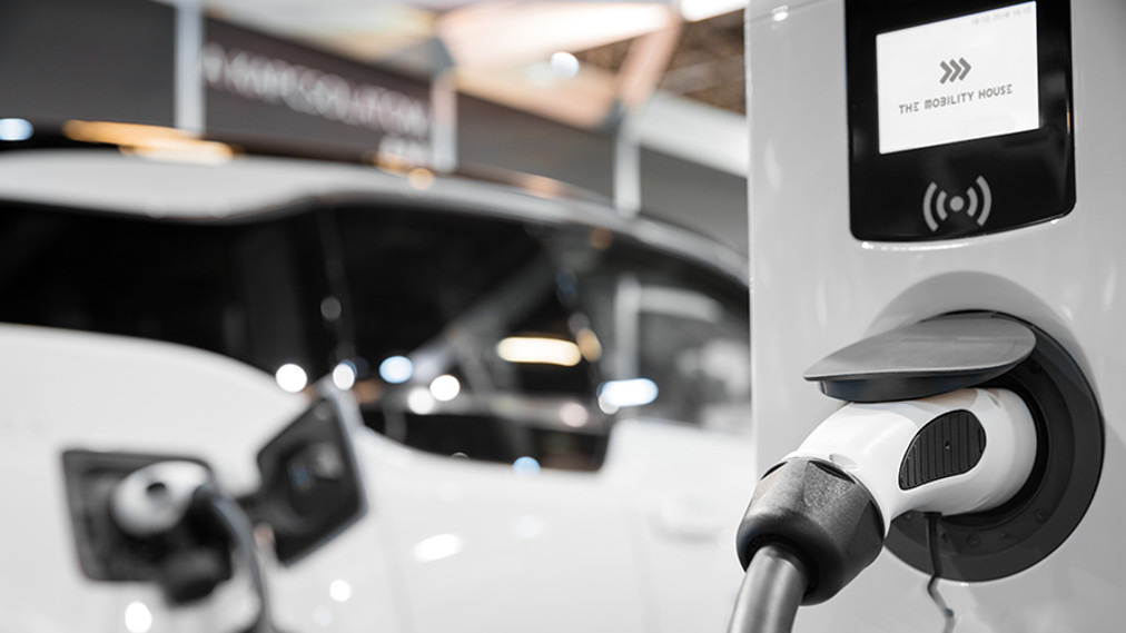 Initiative bidirektionales Laden: Elektroauto soll Teil des Energiesystems werden