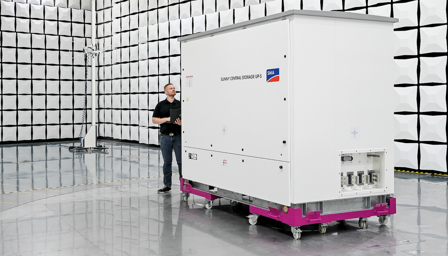 SMA: neuer leistungsstarker Batteriewechselrichter