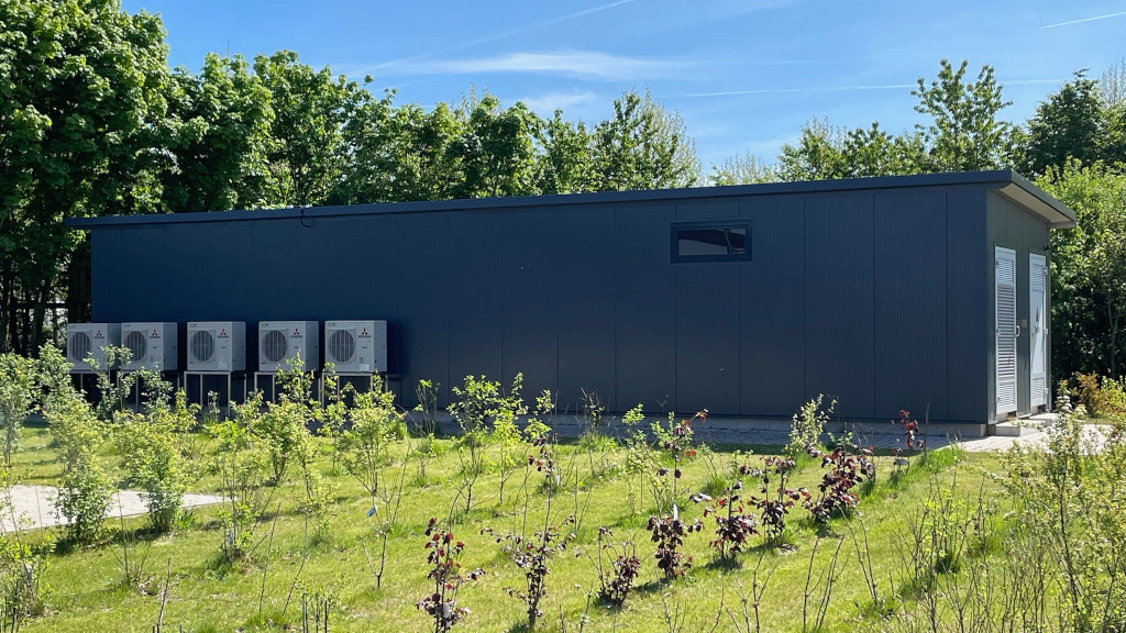 Hobohtec und Sonepar entwickeln standardisiertes Speichergebäude