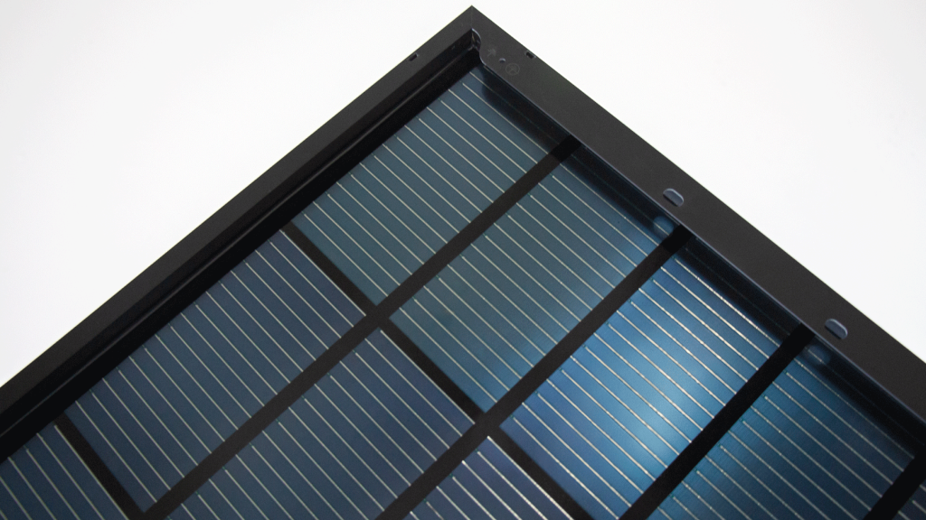 Solar Fabrik: Rückkontaktmodul erhöht Ertrag bei Schwachlicht