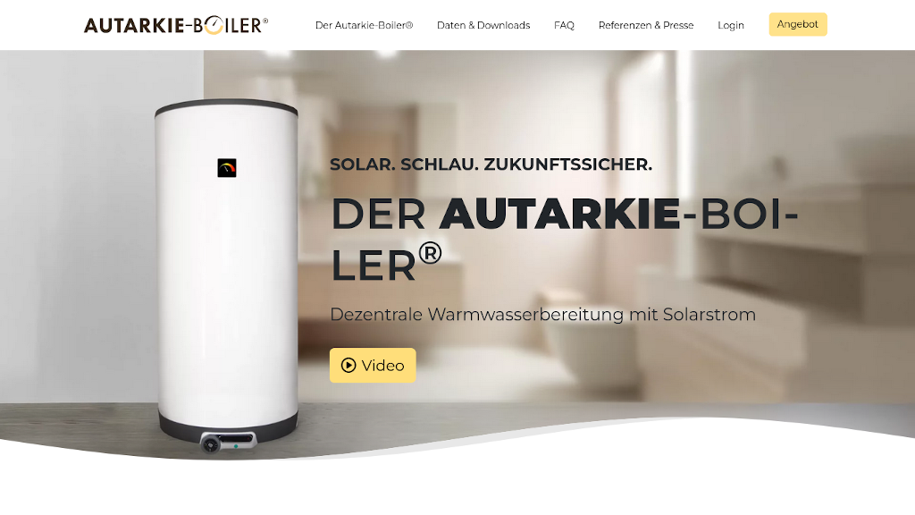 Autarkie-Boiler nutzt Solarstrom und flexible Netztarife für Warmwasser