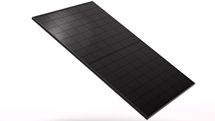 Neues Solarmodul von Megasol unterschreitet Blendgrenzwerte deutlich