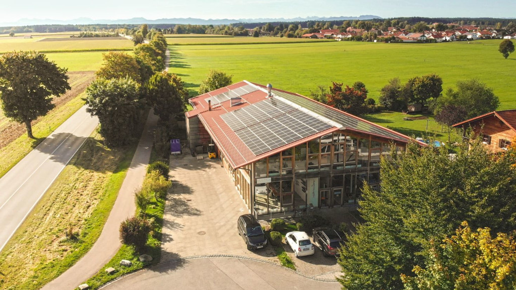 Gewerbegebäude direkt mit Sonnenstrom beheizen