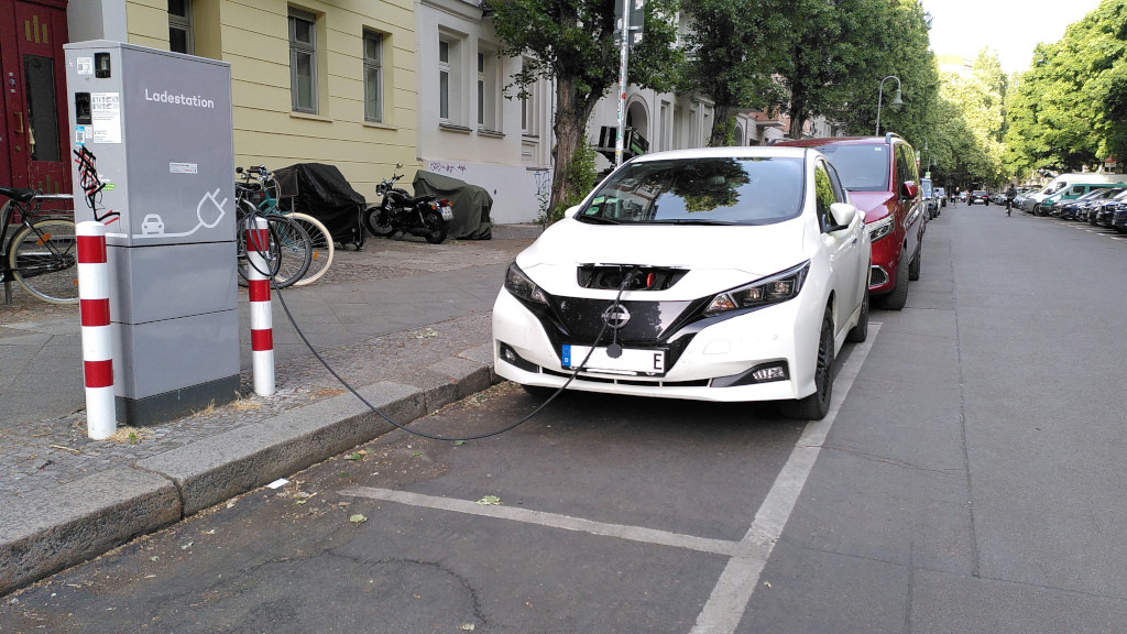 Mehr als 200.000 öffentlich zugängliche Ladesäulen in Deutschland installiert