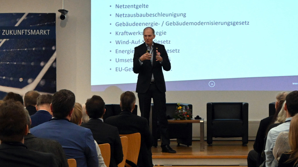 PV Symposium 2026: Reiches Pläne eingeordnet