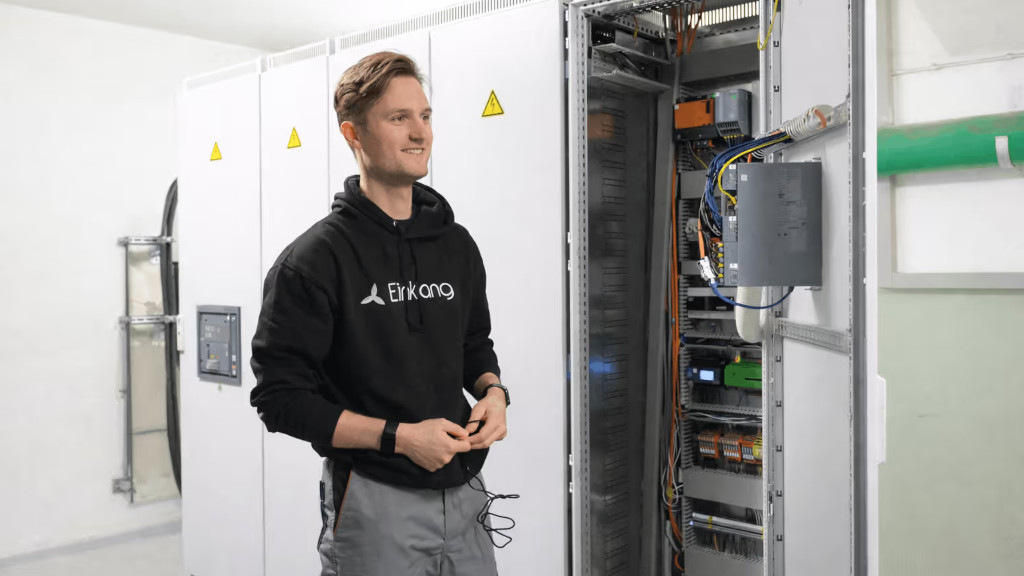 Einklang will speicheroptimierte Stromlösung für Mittelstand skalieren