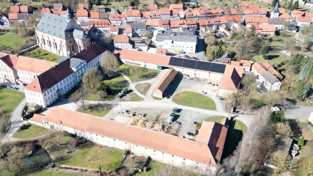 Solar Fabrik stattet denkmalgeschütztes Kloster mit Solar aus