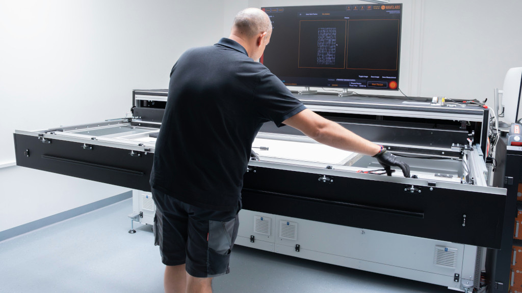 Qualität: Zellen und Folien unter der Lupe