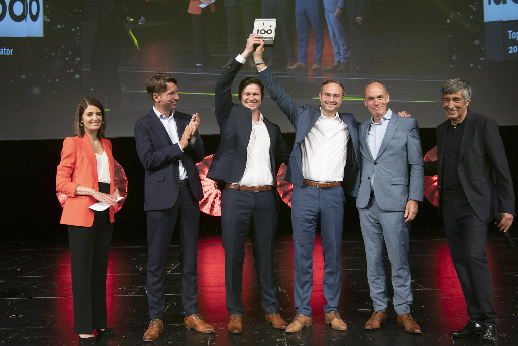 Tesvolt gewinnt erneut wichtigen Innovationspreis für den Mittelstand