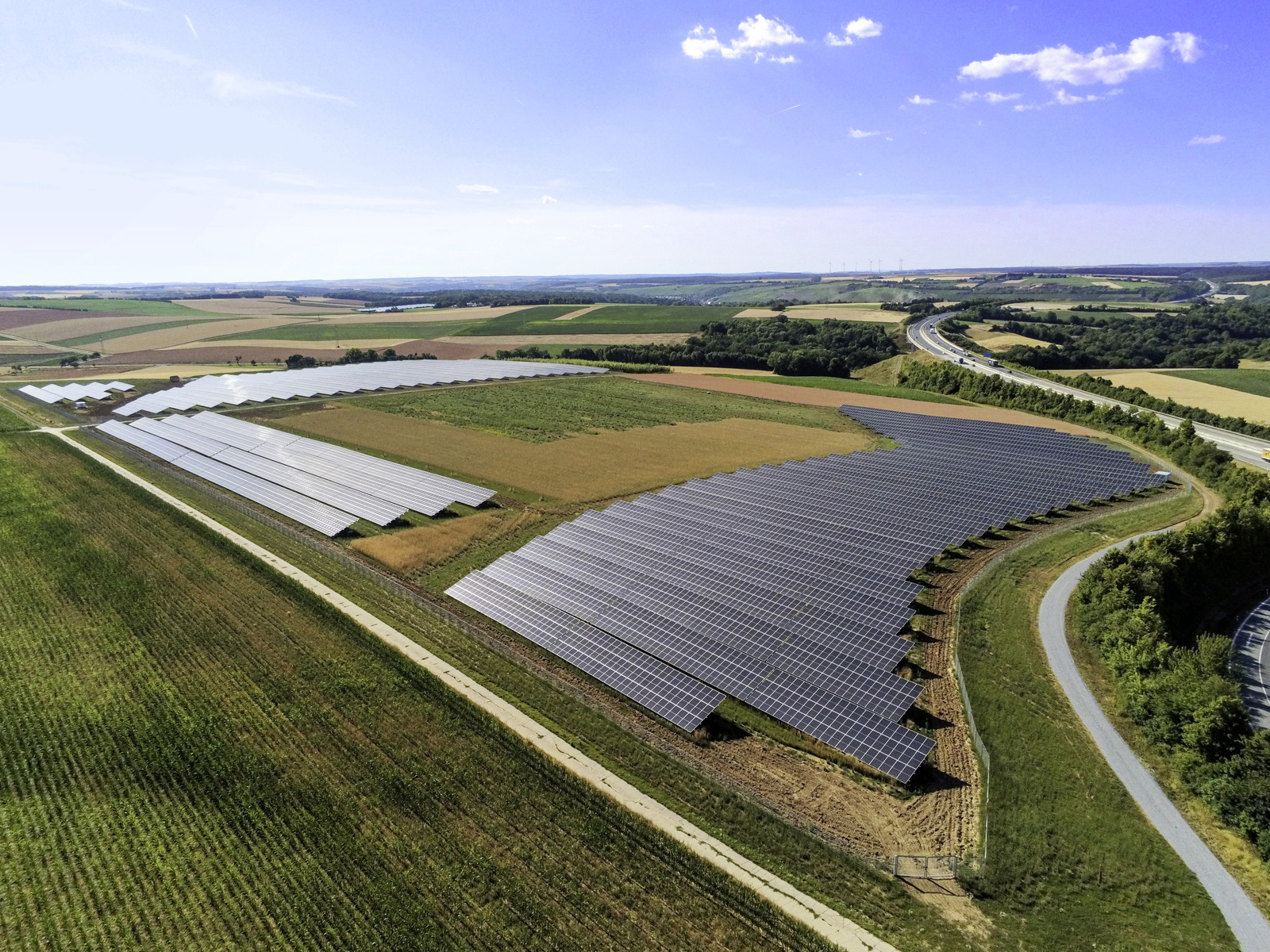 PPA: N-Ergie nimmt zwei Solarparks in Franken in Betrieb