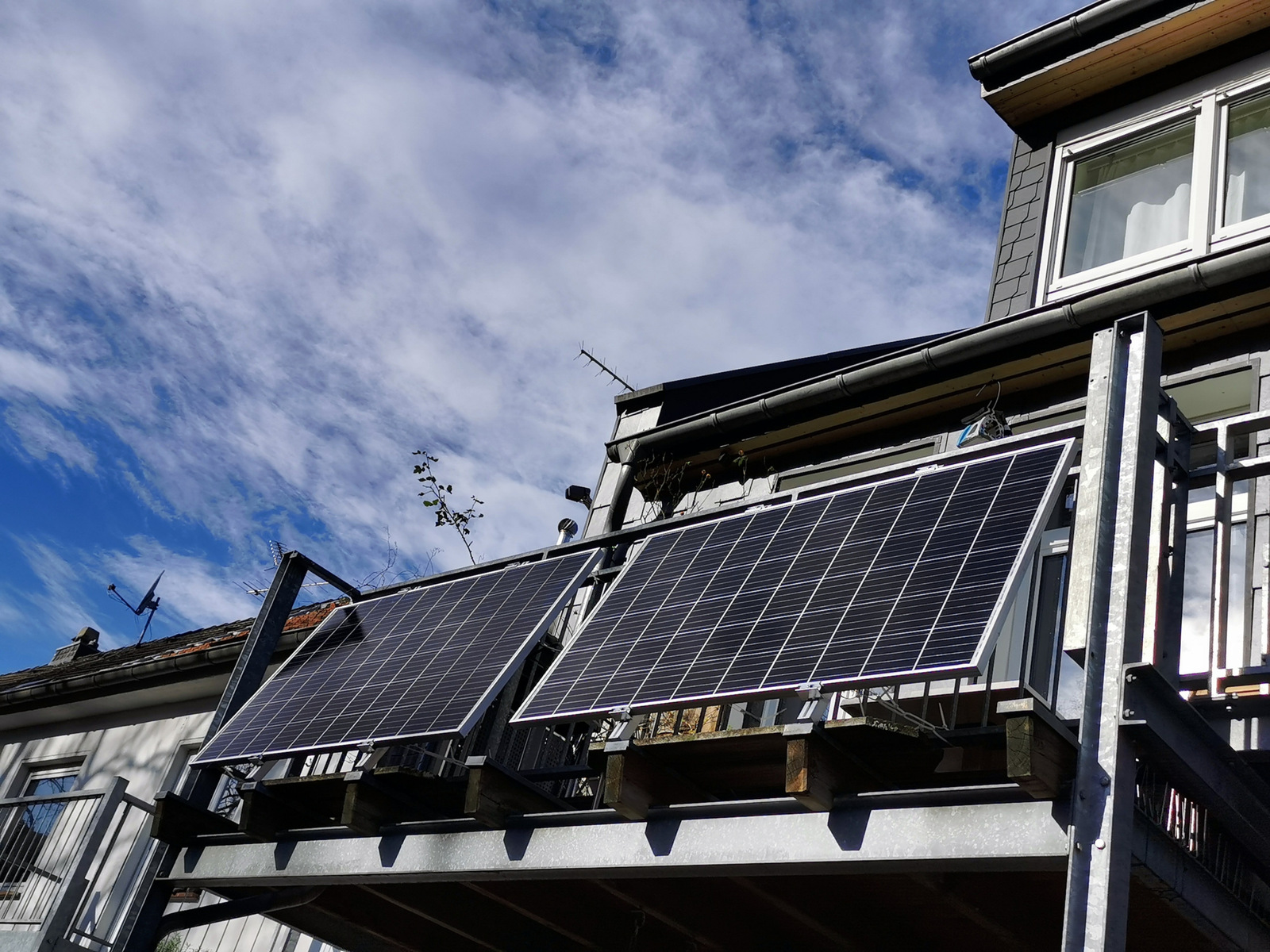 Greenakku/SelfPV: Solarpakete für den Balkon