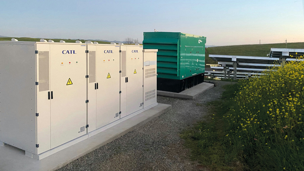 Socomec steigt ins deutsche Geschäft mit Gewerbespeichern ein