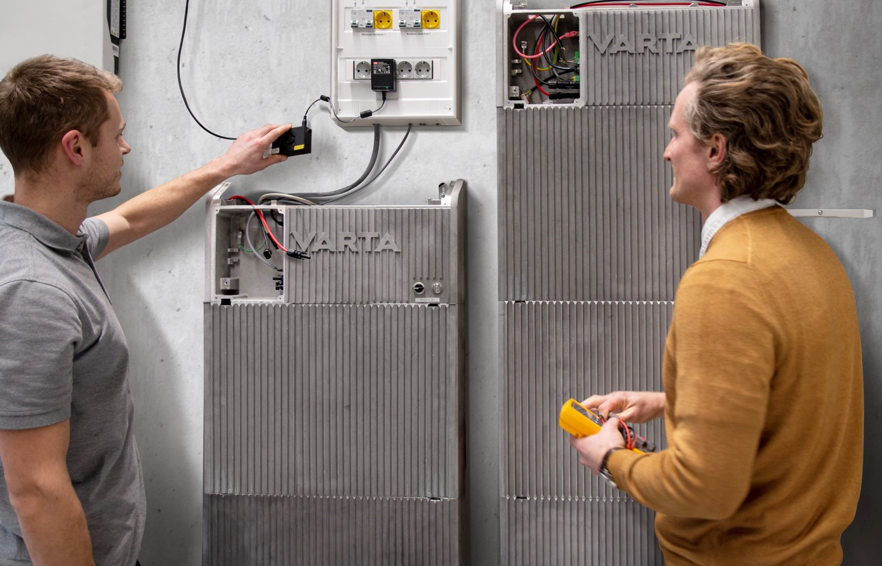Varta setzt auf KI für mehr Lebensdauer bei Batteriespeichern