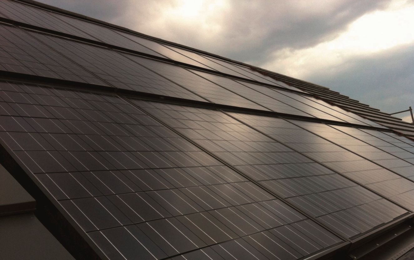 Braas: Modulares Indachsystem bis 65 Grad Dachneigung - photovoltaik