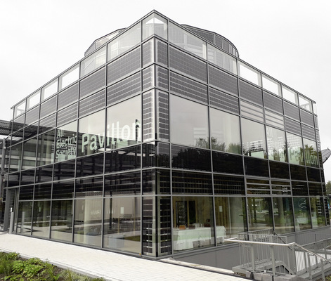 Der Pavillon wurde mit BIPV verglast.