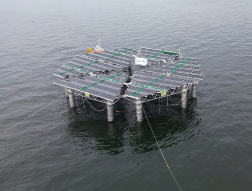 Die Konstruktion ist in einer Wassertiefe von 20 Metern verankert.