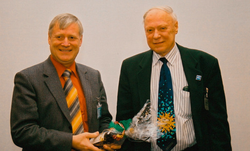 Jürgen Schmid (links) und Adolf Goetzberger gehörten zu den treibenden Kräften des Symposiums.