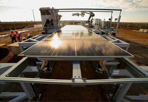 Roboter bei der Arbeit unter der Sonne Spaniens.