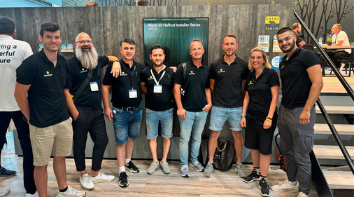 Als Vollsortimenter ist der Elektrofachbetrieb in seiner Region bekannt und geschätzt.