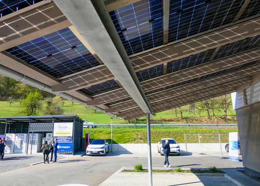 Die Speicher in Biebergemünd puffern bis zu 838 Kilowattstunden.