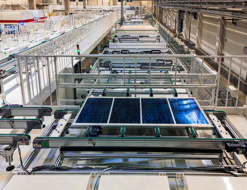 Eine spezielle Zellmatrix optimiert die Solarmodule für den mobilen Einsatz.