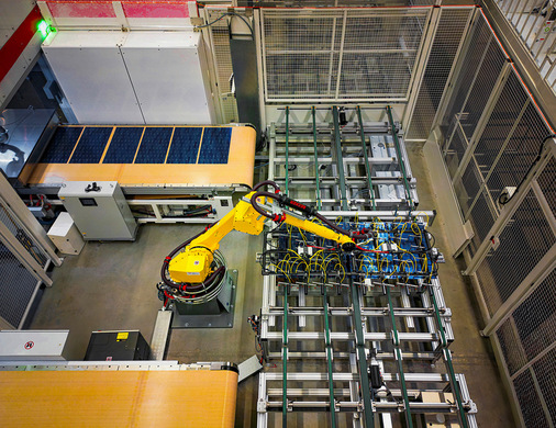 Die Fertigung erfolgt weitgehend automatisiert.