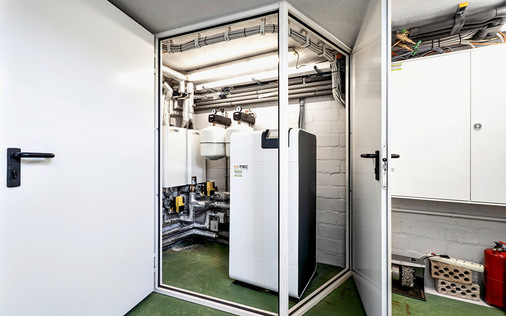 Der Batteriespeicher steht sicher im Keller.