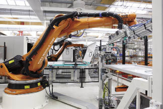 © Foto: Kuka Systems